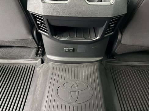 Used 2025 Toyota Tundra SR5 image 33