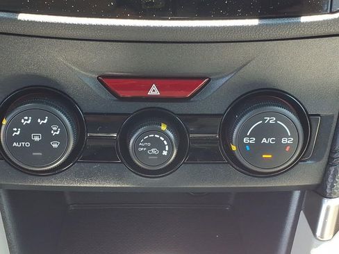Used 2022 Subaru Forester AWD/4WD image 8