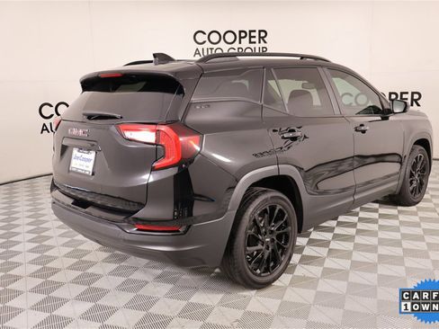 Used 2023 GMC Terrain SLE w/ Elevation Edition image 19