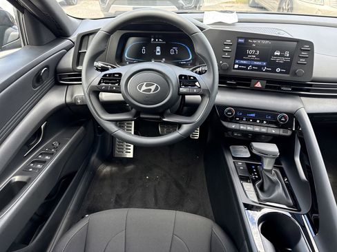 New 2026 Hyundai Elantra SEL Sport FWD image 14