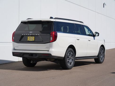 Used 2025 Ford Expedition Max Active image 3