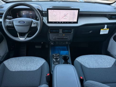 New 2026 Ford Maverick XLT FWD image 12