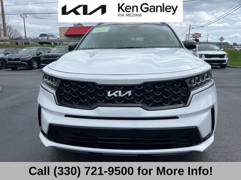 Certified 2022 Kia Sorento S w/ Panoramic Sunroof Package image 20