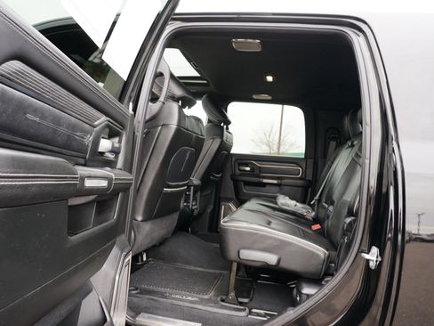 Used 2019 RAM 3500 Limited image 20