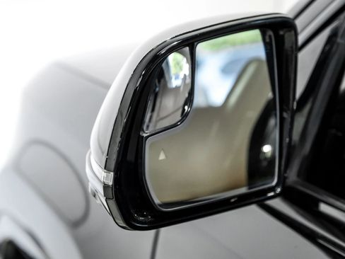 Used 2022 Jeep Grand Wagoneer Series II image 51