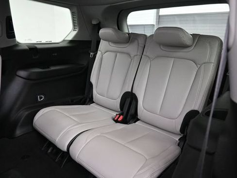 Used 2023 Jeep Grand Cherokee L Laredo w/ Luxury Tech Group I AWD/4WD image 28