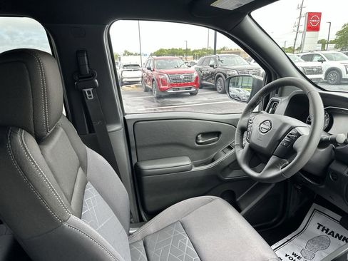 New 2026 Nissan Frontier SV AWD/4WD image 15