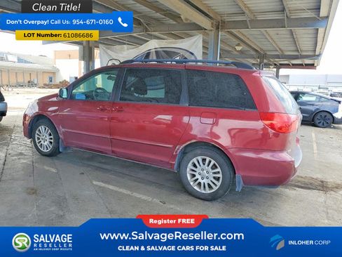Used 2010 Toyota Sienna FWD image 3