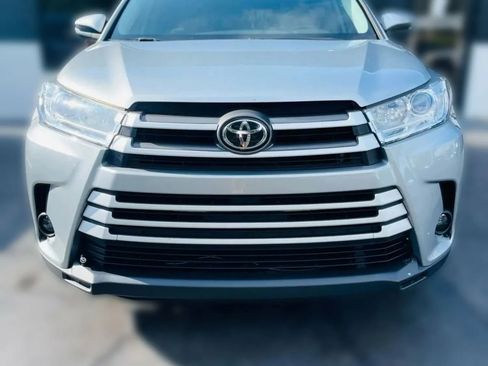 Used 2019 Toyota Highlander LE image 16