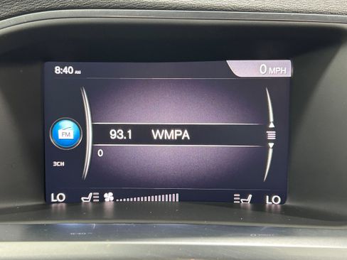 Used 2018 Volvo S60 T5 Inscription Platinum w/ Climate Package AWD/4WD image 5