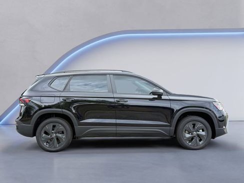 New 2026 Volkswagen Taos S image 4