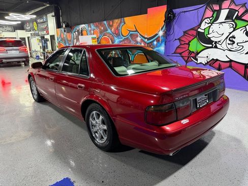 Used 1999 Cadillac Seville STS w/ Convenience Pkg image 4