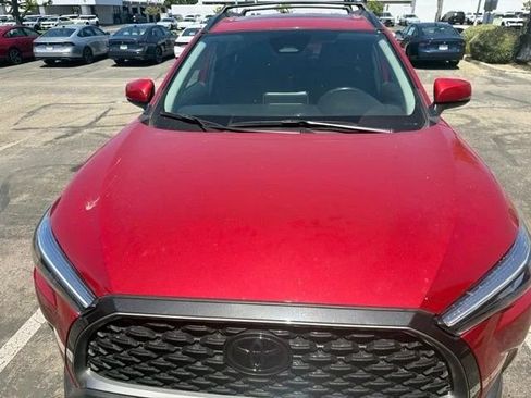 Used 2023 Toyota Corolla Cross XLE w/ Convenience Package AWD/4WD image 19