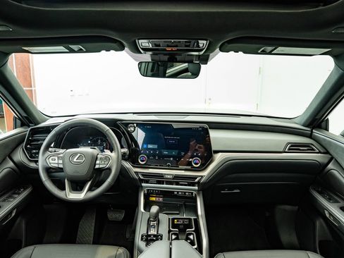 New 2026 Lexus TX 350 AWD image 4