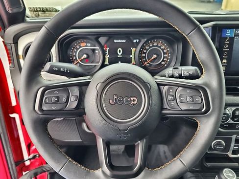 Used 2024 Jeep Wrangler Unlimited Sport AWD/4WD image 22