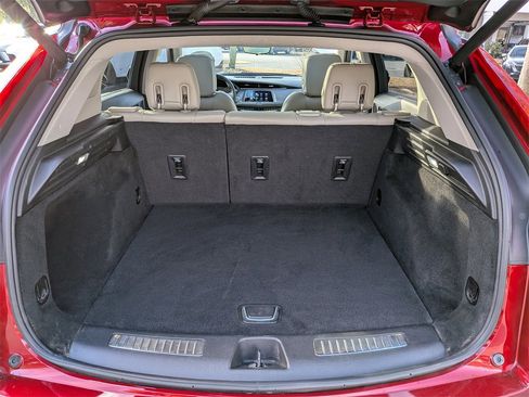 Certified 2022 Cadillac XT4 Premium Luxury w/ Enhanced Visibility Package image 15