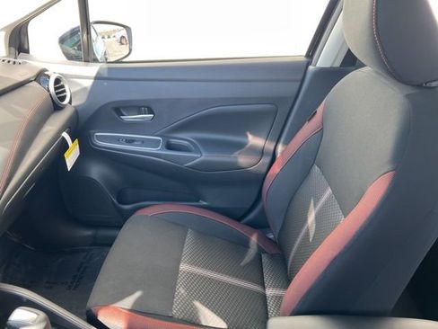 New 2025 Nissan Versa SR w/ Trunk Package image 11