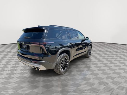 Used 2026 Chevrolet Traverse Z71 w/ LPO, Floor Liner Package AWD/4WD image 11