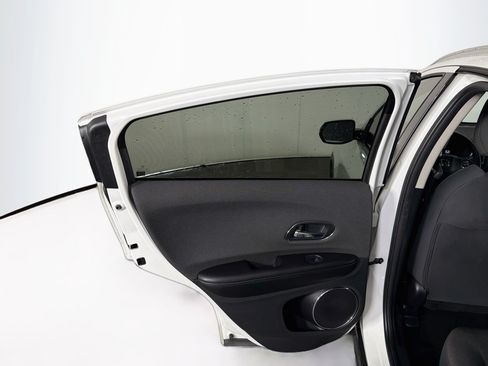 Used 2021 Honda HR-V EX image 25