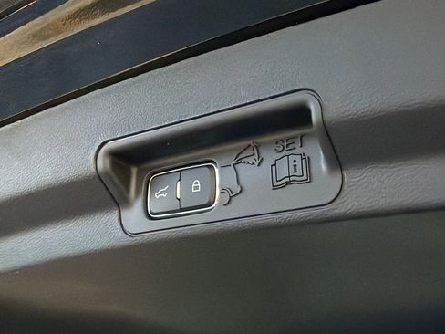 New 2026 Ford Explorer Active w/ Active Comfort Package image 8