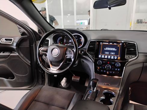 Used 2021 Jeep Grand Cherokee Laredo X RWD image 87