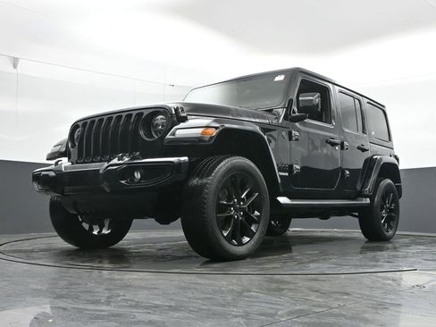 Used 2021 Jeep Wrangler Unlimited Sahara AWD/4WD image 51
