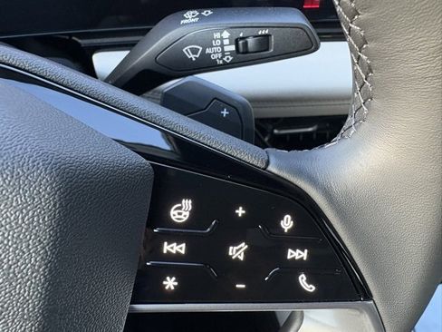 New 2025 Audi A6 e-tron Premium Plus image 16