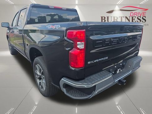Used 2023 Chevrolet Silverado 1500 LT AWD/4WD image 4