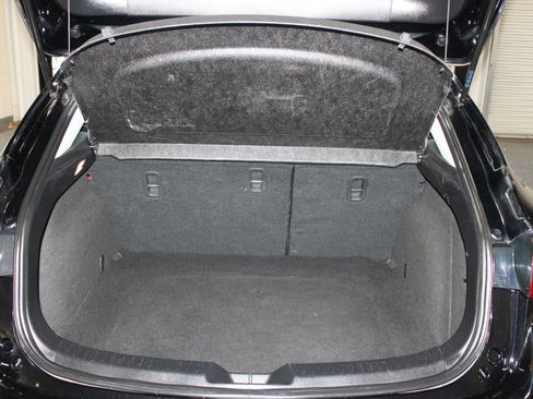 Used 2016 MAZDA MAZDA3 i Sport w/ Preferred Equipment Package FWD image 31