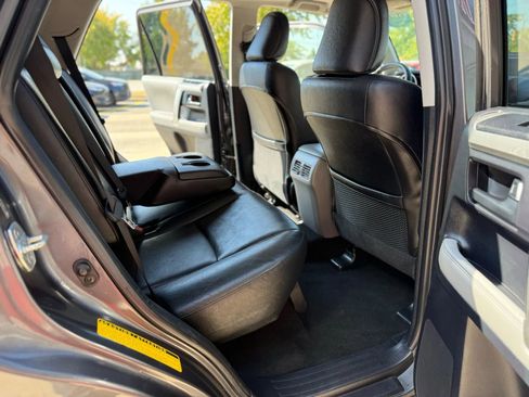 Used 2011 Toyota 4Runner SR5 image 14