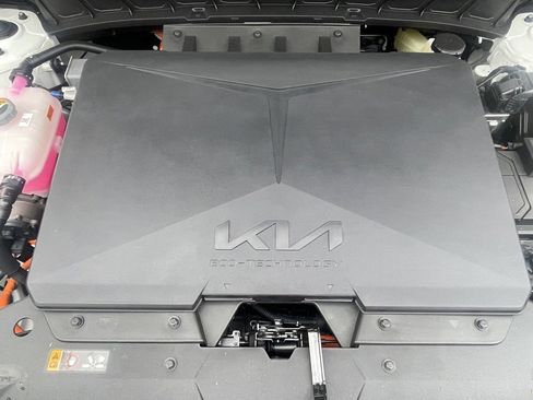 New 2024 Kia Niro Wave w/ Wave Preserve Package image 20