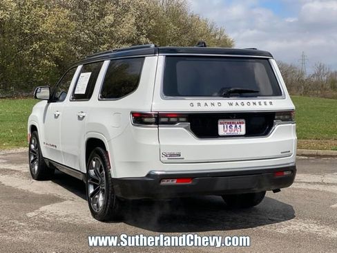 Used 2022 Jeep Grand Wagoneer Series III w/ Rear Seat Video Group 1 image 5