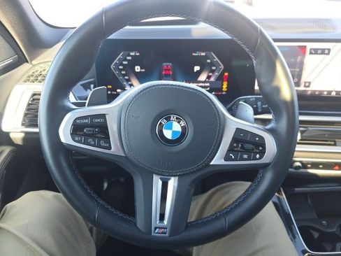 Used 2025 BMW X5 M60i w/ Executive Package image 15