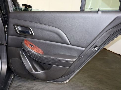 Used 2013 Chevrolet Malibu LTZ FWD image 28