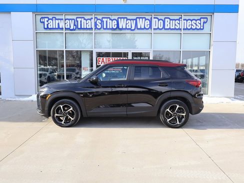 Used 2022 Chevrolet TrailBlazer RS w/ Technology Package image 7