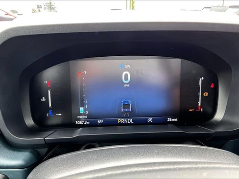 Used 2025 Ford Maverick XL w/ Equipment Group 102A AWD/4WD image 24