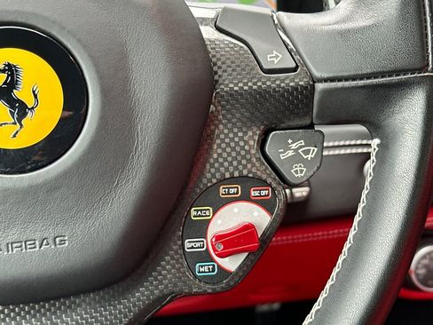 Used 2017 Ferrari 488 Spider image 30