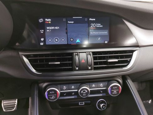 New 2025 Alfa Romeo Giulia w/ Veloce Package Rwd image 20