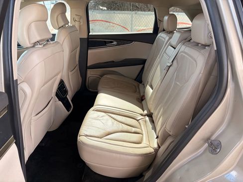 Used 2017 Lincoln MKX Reserve w/ Lincoln MKX Climate Package AWD/4WD image 68