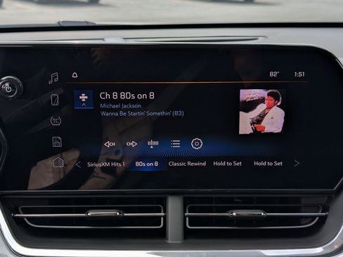 Certified 2024 Chevrolet Trax LT w/ Driver Confidence Package image 18