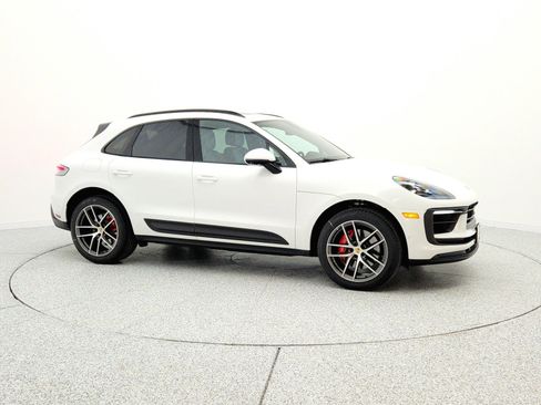 Used 2023 Porsche Macan S AWD/4WD image 4