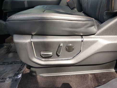 Used 2023 Ford Expedition Max Platinum image 17