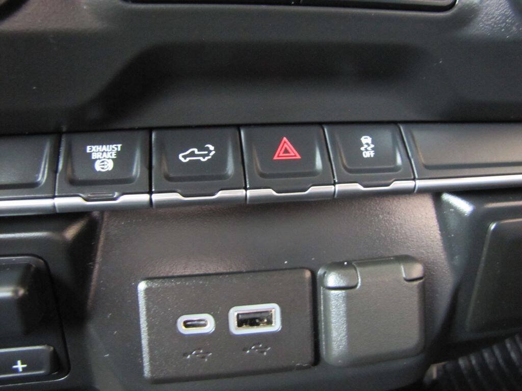 Used 2021 GMC Sierra 2500 4x4 Crew Cab w/ Convenience Package image 42