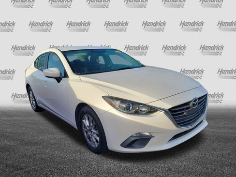 Used 2016 MAZDA MAZDA3 i Sport w/ Preferred Equipment Package image 2