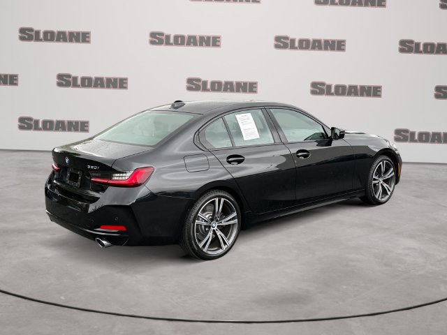 Used 2023 BMW 330i xDrive Sedan w/ Premium Package AWD/4WD image 5