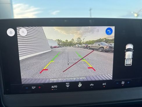 New 2025 Ford Maverick XL image 21