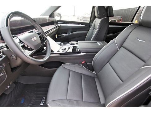 New 2026 Cadillac Escalade ESV Sport w/ Touring Package AWD/4WD image 6