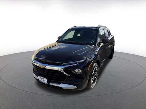 Used 2025 Chevrolet TrailBlazer LT FWD image 7