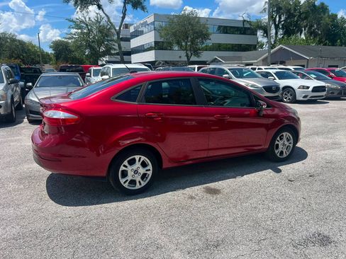 Used 2016 Ford Fiesta SE FWD image 5