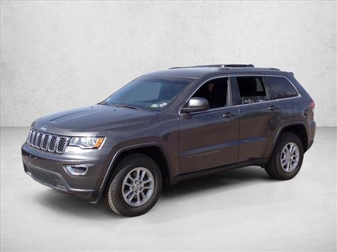 Used 2020 Jeep Grand Cherokee Laredo AWD/4WD image 11